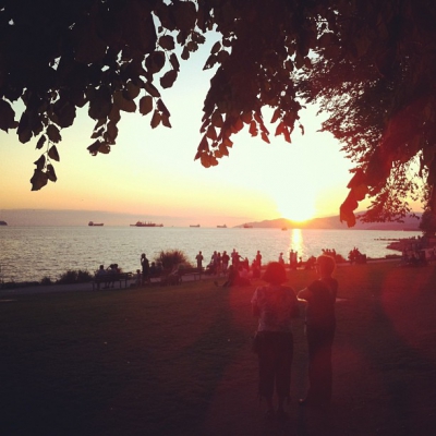@westendbia: “How about that sunset tonight? Beautiful! #westendyvr #englishbay #yvr”