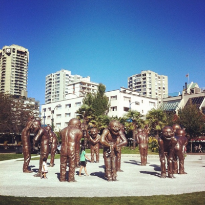 @westendbia: “These guys! Yue Minjun’s A-Maze-Ing Laughter is looking better