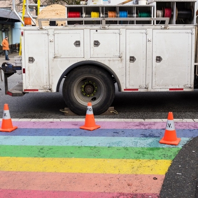 @westendbia: “So THAT’S how the crosswalk gets its colours?!”