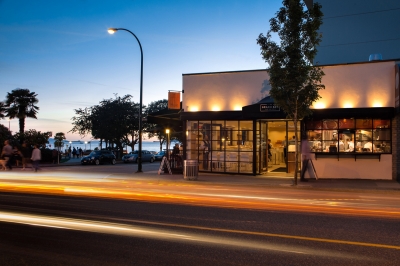 Beach Bay Café and Patio, a Refreshing Dining Experience