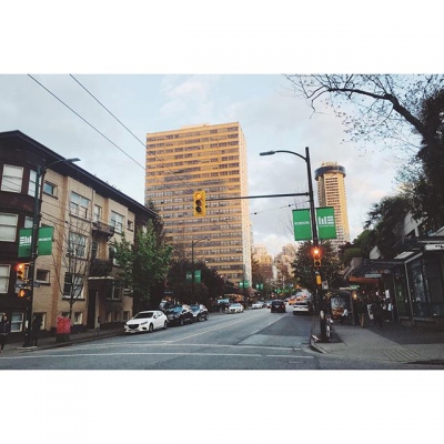 @westendbia: “Gorgeous evening last night on Robson Street. Dinner at