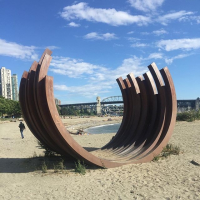 @westendbia: “This artwork is called “217.5 Arc x 13” by