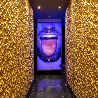 @westendbia: “Provocative art work, spectacular golden decor and an impressive