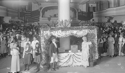 @westendbia: “A crowd at the Allied Nations Bazaar at Leister