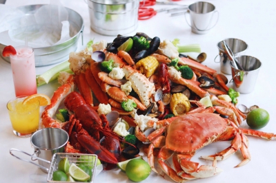 Holy Crab brings Louisiana-inspired seafood to Robson Street